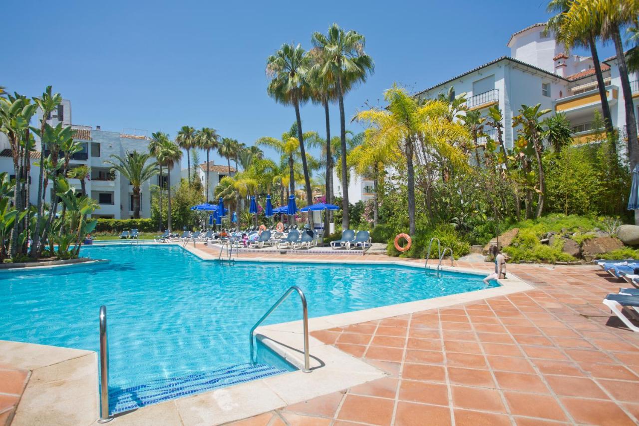 Beachfront Luxury Complex With Tropical Gardens & Pools Marbella Eksteriør bilde