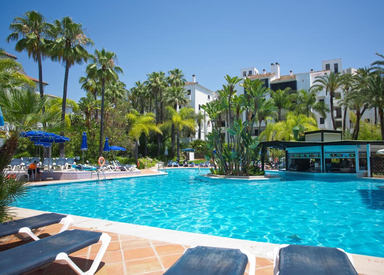 Beachfront Luxury Complex With Tropical Gardens & Pools Marbella Eksteriør bilde
